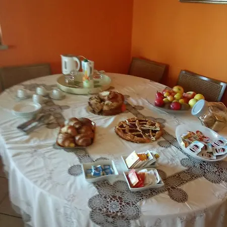 Frühstückspension Belle Marche Civitanova Alta